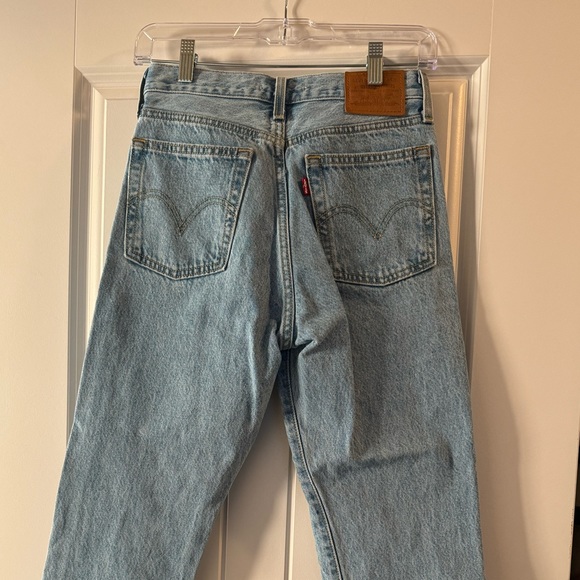 Wedgie Straight High-Rise Distressed Cropped Jeans - Picture 6 of 9